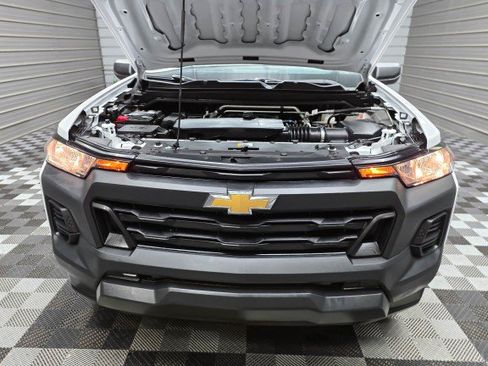 Used 2024 Chevrolet Colorado W/T w/ WT Convenience Package II AWD/4WD image 35