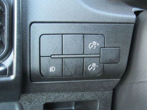 Used 2024 RAM ProMaster 2500 w/ Safety Group image 28