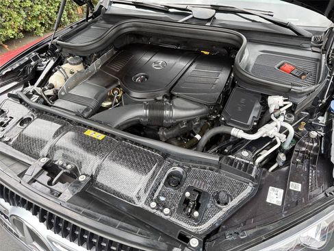 Used 2024 Mercedes-Benz GLE 450e 4MATIC image 10