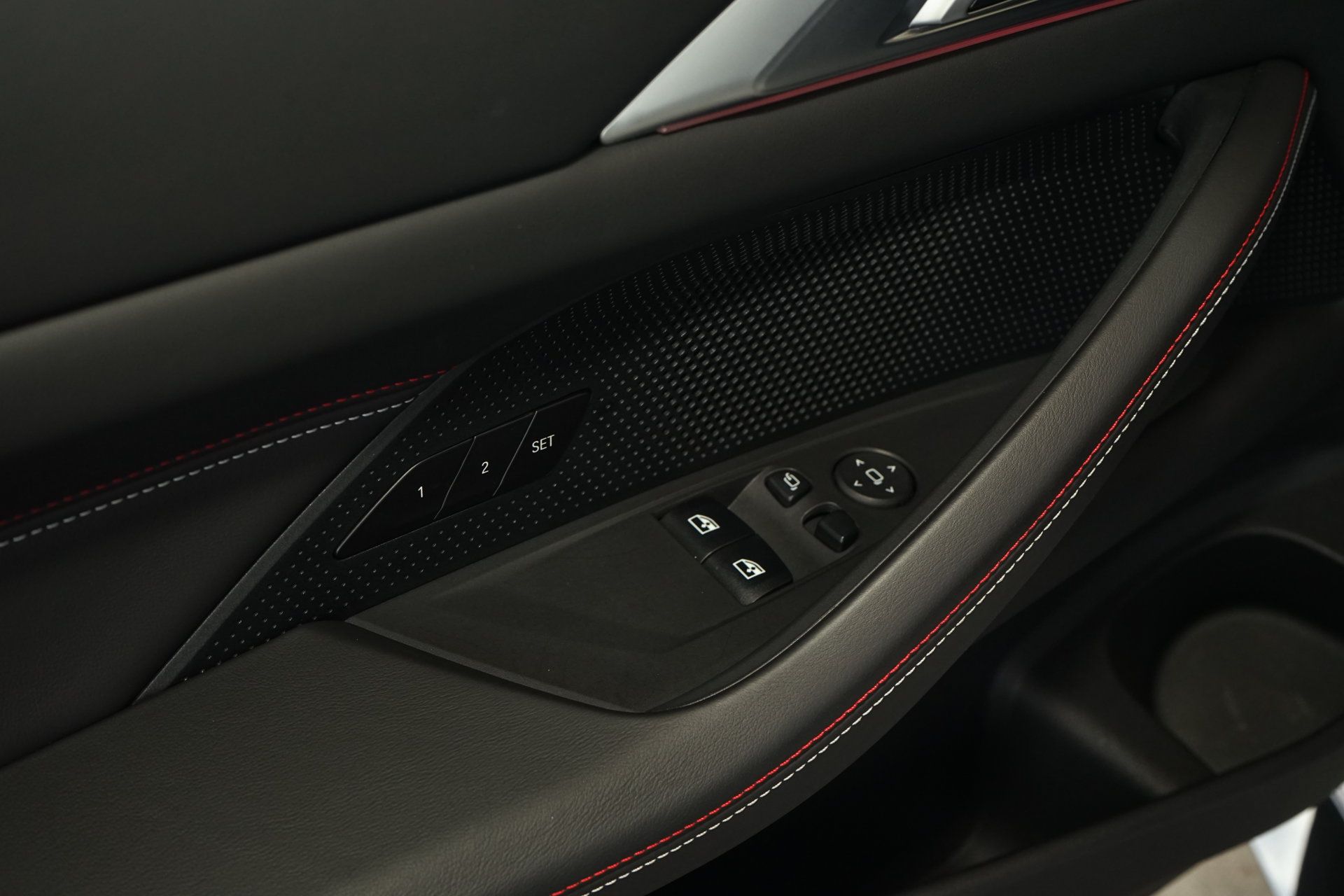 Used 2023 BMW M4 CSL RWD image 34