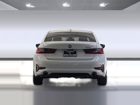 Used 2021 BMW 330i Sedan w/ Driving Assistance Package RWD image 9