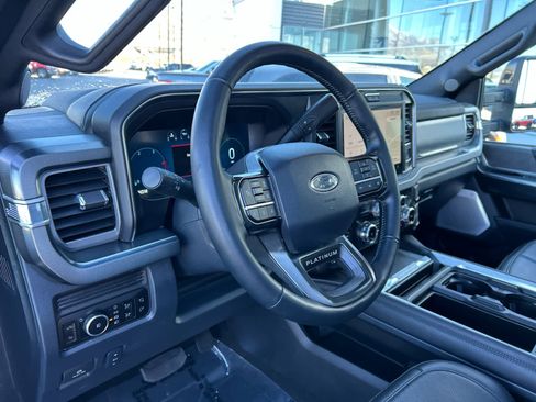 Certified 2025 Ford F350 Platinum image 27