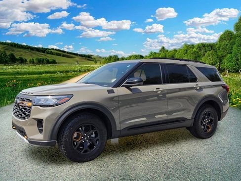 Used 2026 Ford Explorer Tremor w/ Tremor Ultimate Package AWD/4WD image 2