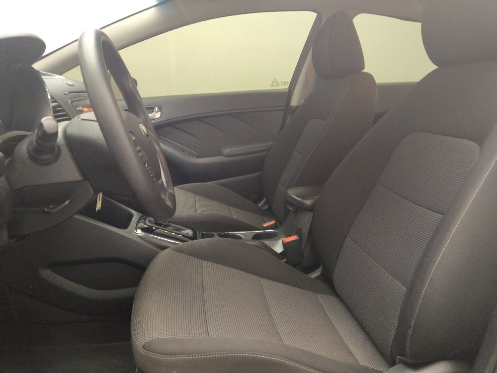Used 2018 Kia Forte LX FWD image 17