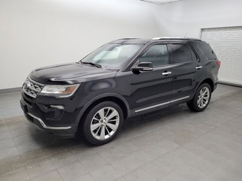 Used 2018 Ford Explorer Limited w/ Equipment Group 301A image 2