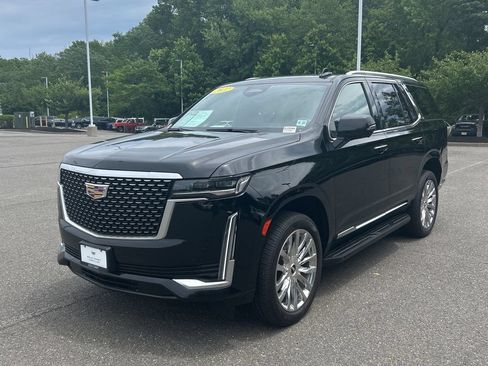 Used 2022 Cadillac Escalade Premium Luxury AWD/4WD image 1