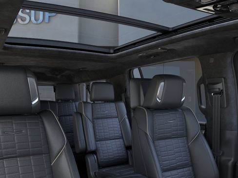 New 2026 Cadillac Escalade ESV V AWD/4WD image 24