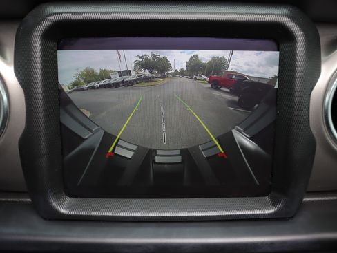 Used 2022 Jeep Wrangler Unlimited Rubicon 4xe w/ Cold Weather Group image 12