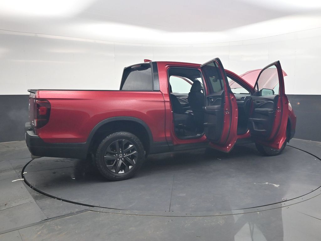 Used 2022 Honda Ridgeline Sport image 39