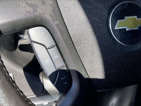 Used 2020 Chevrolet Express 2500 w/ Driver Convenience Package RWD image 10