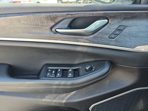 Used 2022 Jeep Grand Cherokee Limited 4xe w/ Luxury Tech Group II image 29