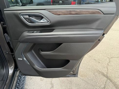 Used 2021 Chevrolet Tahoe Z71 w/ Z71 Off-Road Package image 34