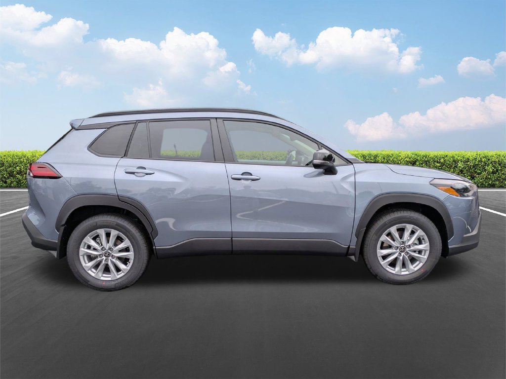 New 2026 Toyota Corolla Cross LE FWD image 3
