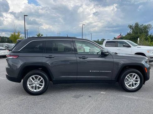 Certified 2026 Jeep Grand Cherokee Laredo RWD image 19