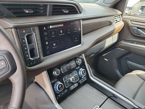 Used 2024 GMC Yukon Denali AWD/4WD image 28