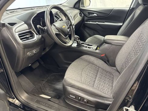 Used 2022 Chevrolet Equinox LT FWD image 11