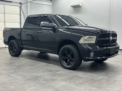 Used 2016 RAM 1500 Express w/ Black Ram 1500 Express Group AWD/4WD image 1
