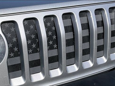 Used 2021 Jeep Wrangler Unlimited Sport image 35