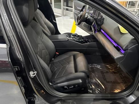 Used 2024 BMW i5 eDrive40i w/ Premium Package RWD image 27