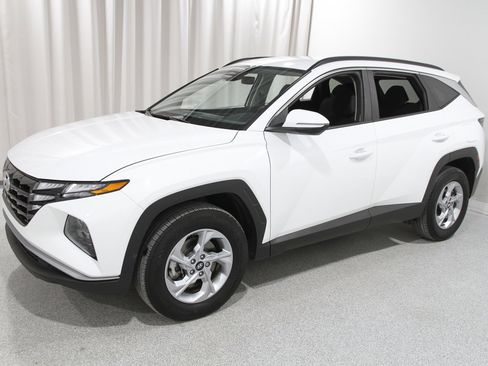 Certified 2023 Hyundai Tucson SEL w/ Cargo Package image 3