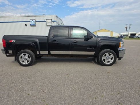 Used 2012 Chevrolet Silverado 2500 LTZ w/ LTZ Plus Package AWD/4WD image 6