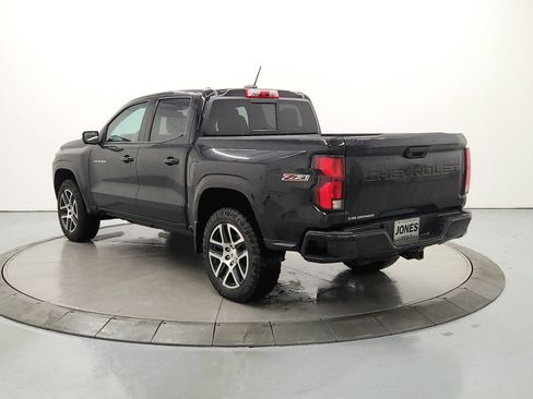 Used 2023 Chevrolet Colorado Z71 w/ Z71 Convenience Package 2 AWD/4WD image 5