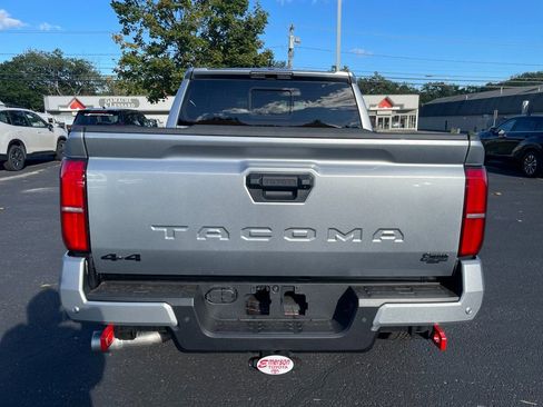 New 2025 Toyota Tacoma TRD Off-Road image 4
