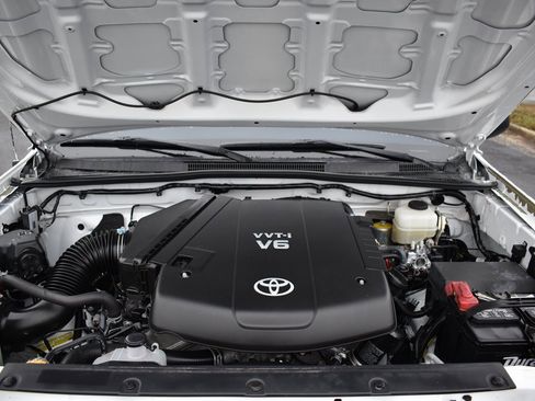 Used 2012 Toyota Tacoma TRD Off-Road image 15