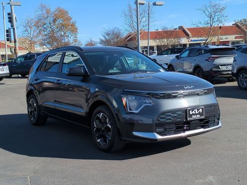 New 2025 Kia Niro Wave image 3