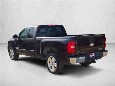 Used 2008 Chevrolet Silverado 1500 LT w/ Texas Edition RWD image 7