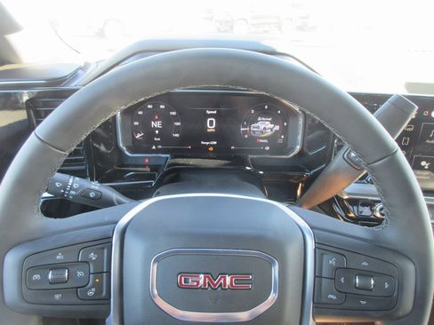 New 2026 GMC Sierra 3500 SLE w/ SLE Value Package image 18