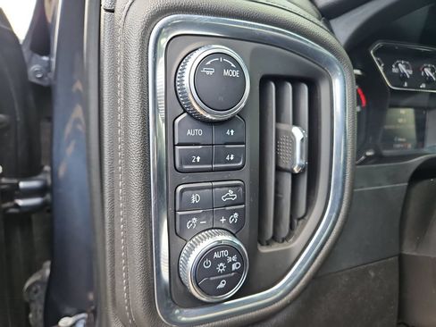 Used 2022 GMC Sierra 1500 SLT AWD/4WD image 21