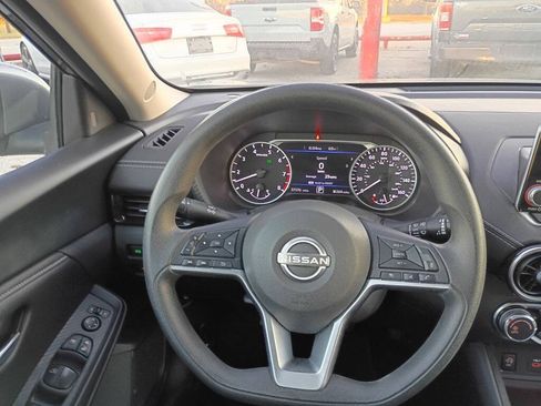 Used 2024 Nissan Sentra SV FWD image 21