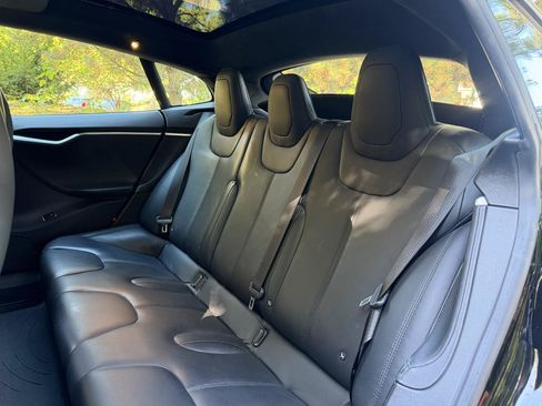Used 2015 Tesla Model S 85D AWD/4WD image 30