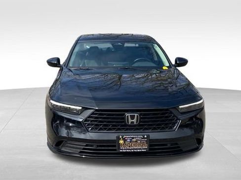 Used 2025 Honda Accord EX-L image 2