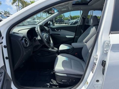 Used 2023 Hyundai Kona SEL w/ Convenience Package FWD image 10