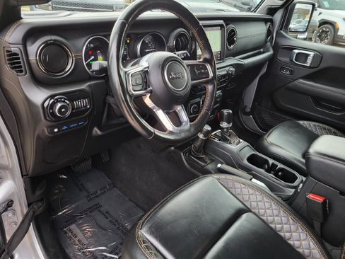Used 2021 Jeep Wrangler Unlimited Sahara image 19