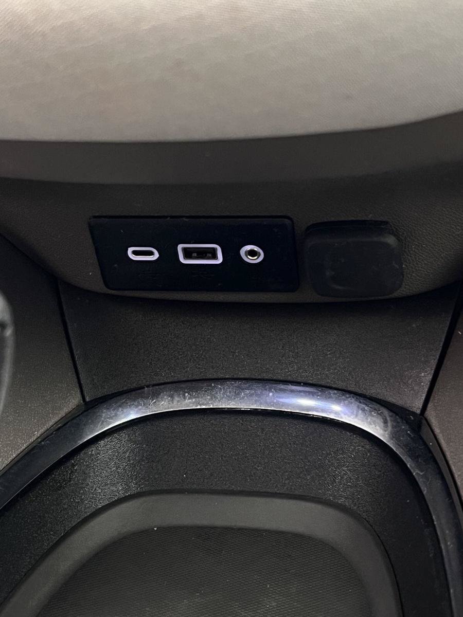 Used 2025 Chevrolet Malibu LT FWD image 9