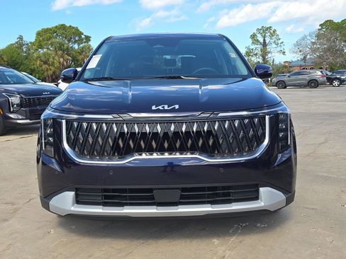 New 2026 Kia Carnival image 3