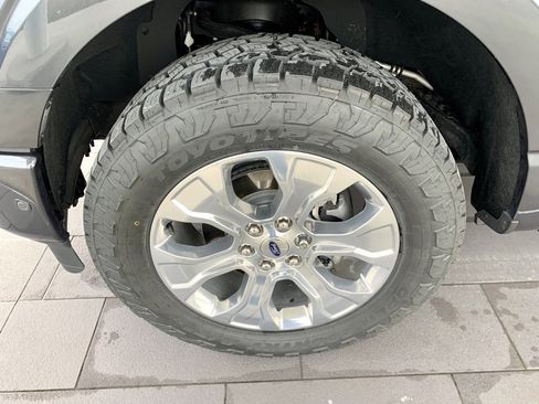 Used 2021 Ford F150 Platinum w/ Equipment Group 701A High image 9