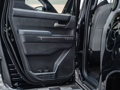 Used 2024 Toyota Tacoma TRD Sport w/ TRD Sport Upgrade Package image 40