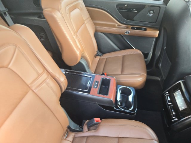 Certified 2021 Lincoln Aviator Reserve w/ Equipment Group 201A AWD/4WD image 21