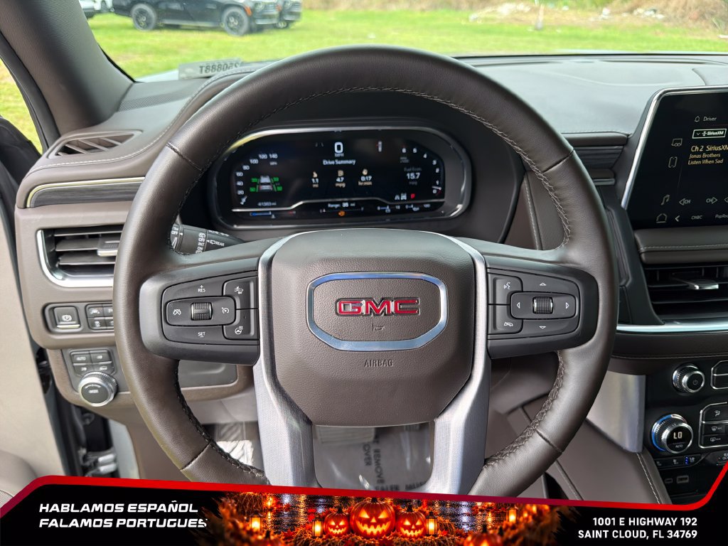 Used 2024 GMC Yukon SLT w/ SLT Luxury Package AWD/4WD image 19