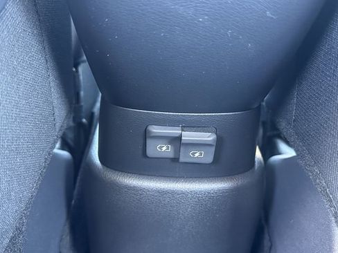 New 2025 Nissan Kicks Play S image 20