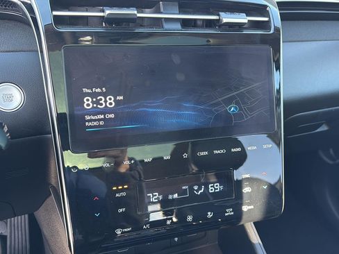 Used 2024 Hyundai Tucson Limited image 12