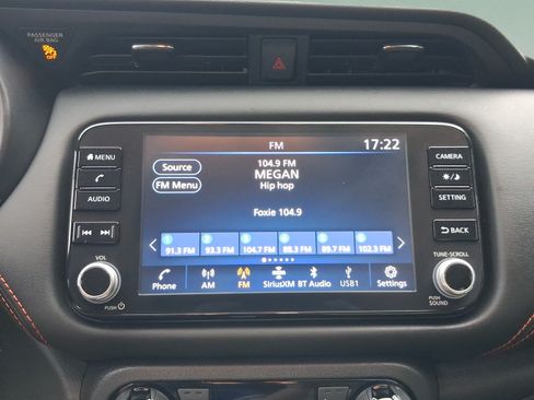 Used 2023 Nissan Kicks SR w/ SR Premium Package FWD image 15