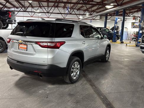 Used 2020 Chevrolet Traverse LT w/ LPO, Cargo Package image 4