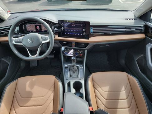 New 2026 Volkswagen Jetta SEL image 9