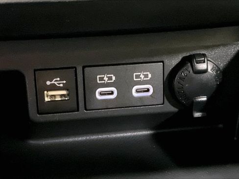 Certified 2024 Toyota Highlander XLE AWD/4WD image 35