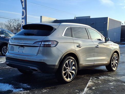 Used 2023 Lincoln Nautilus Reserve w/ Equipment Group 201A image 4